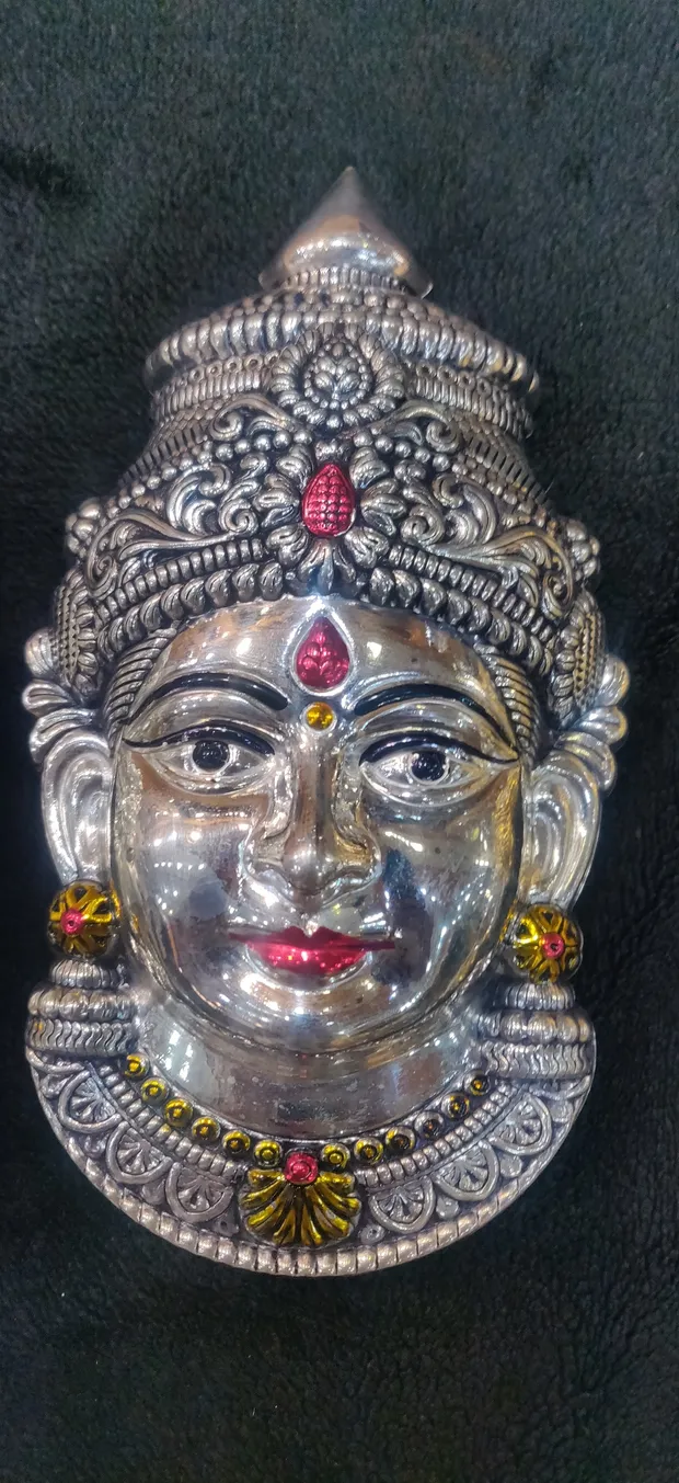 Lakshmi mukhavada, antique finish