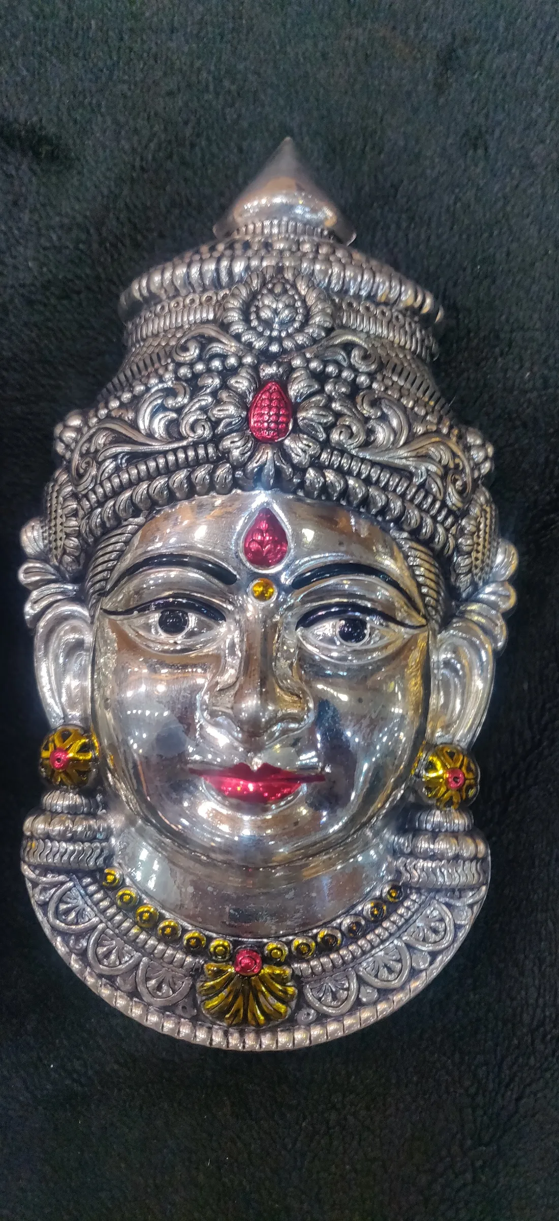 Lakshmi mukhavada, antique finish